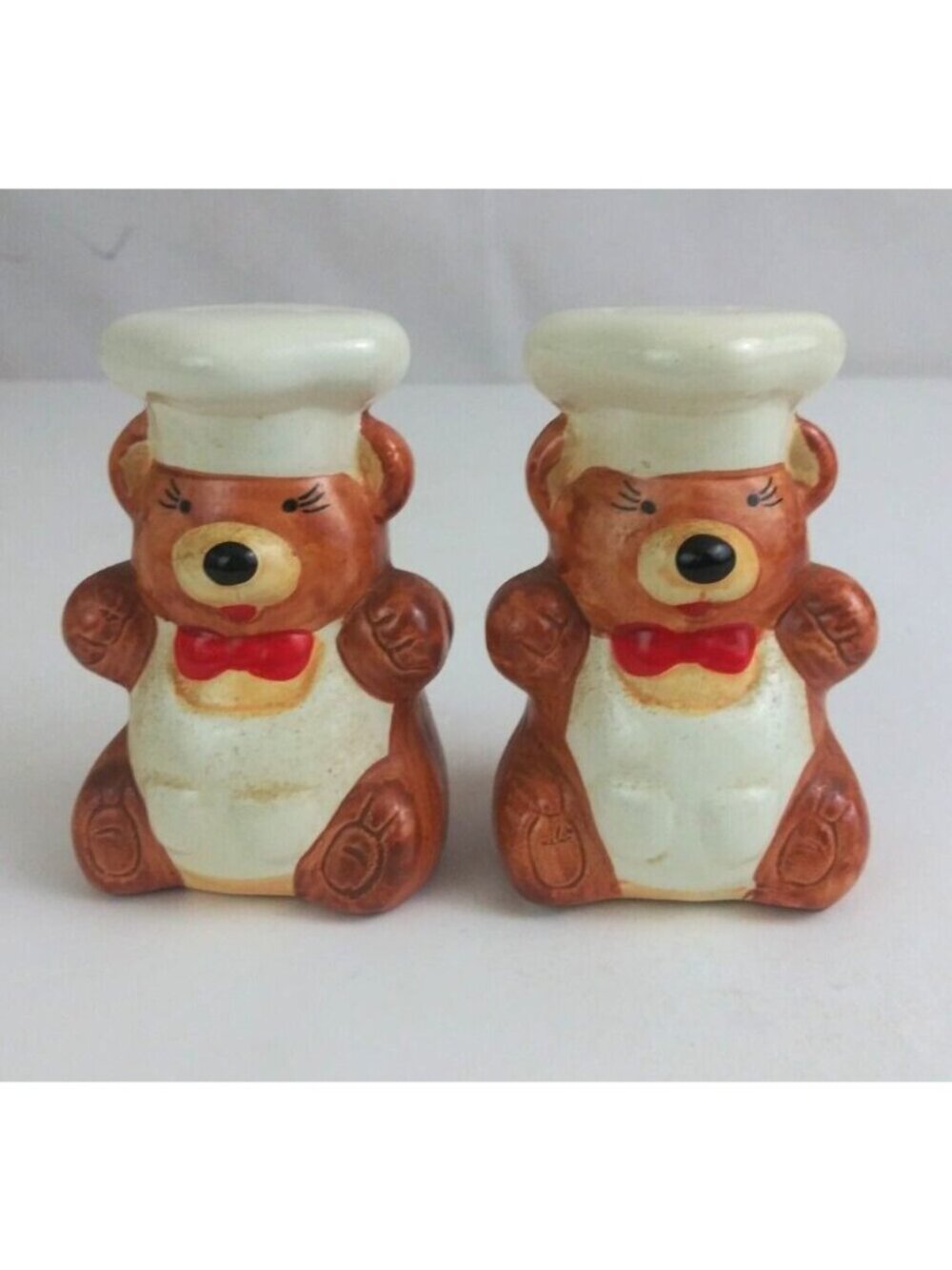 Set Of 2 Cute Chef Teddy Bears Wearing Aprons & Chef Hats Salt & Pepper Shakers